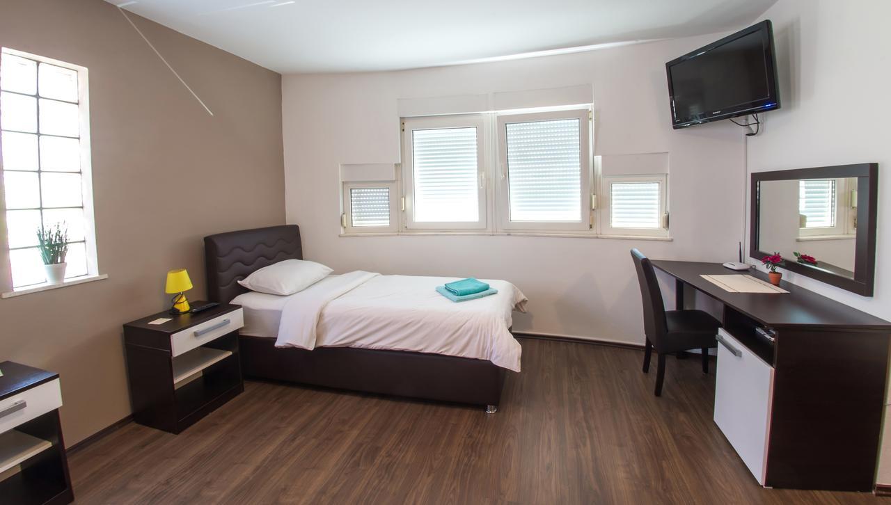 מוסטר Guesthouse Stari Grad מראה חיצוני תמונה